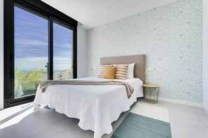 4 bedrooms, iron/ironing board, free WiFi, bed sheets - Modern luxury villa in Polop - by Welcomely (Barony of Polop)