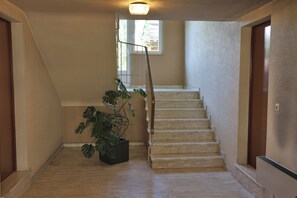 Interior - Bright and modern 2P apartment of 55 m2 standing near Strasbourg (REICHSTETT)