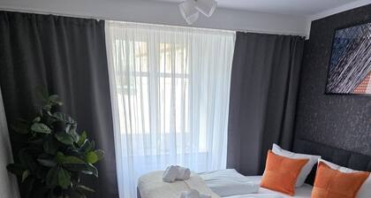 Arrive and just enjoy yourself