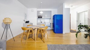 Apart Daire, Balkon | Özel küçük mutfak | Kahve/çay makinesi, elektrikli su ısıtıcısı 