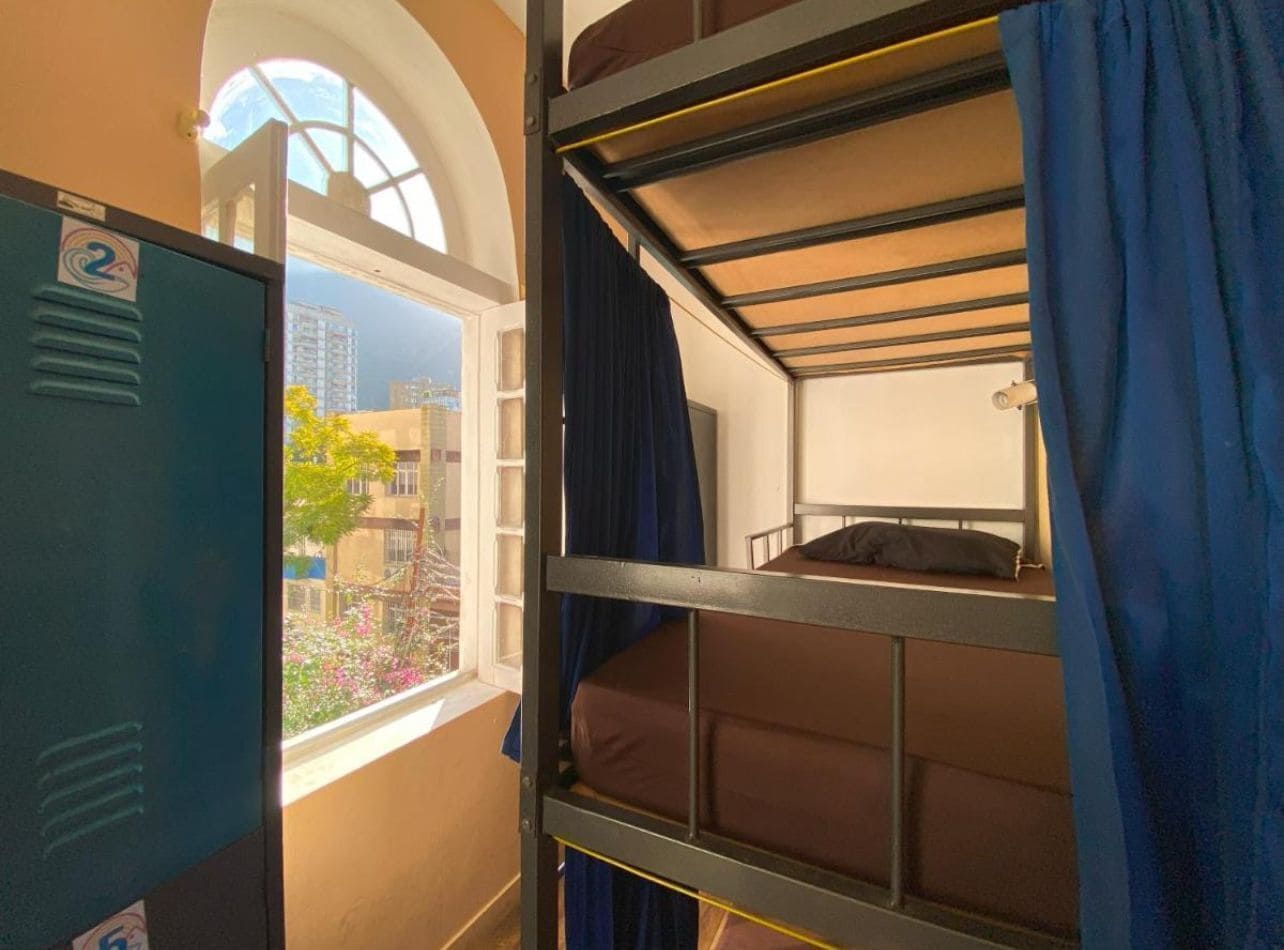 宿舍, 庭院景观 | 熨斗/熨板、免费 WiFi、床单