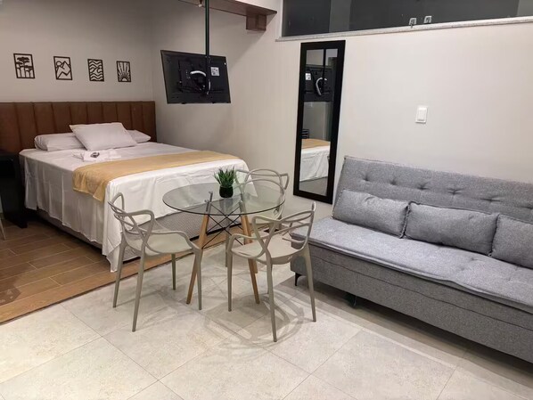 1 bedroom, WiFi, bed sheets