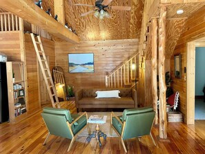 TV, fireplace - Private Farm Stay on 30-Acres (Summerton)