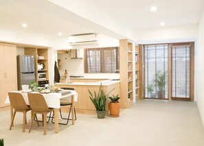 Dining - 1-bedroom apartment with AC in Bo Phut Koh Samui Private residence/ 10mins beach (Koh Samui, Bo Phut)