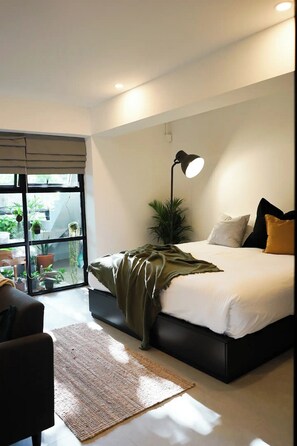 1 bedroom, iron/ironing board, WiFi, bed sheets - 1-bedroom apartment with AC in Bo Phut Koh Samui Private residence/ 10mins beach (Koh Samui, Bo Phut)