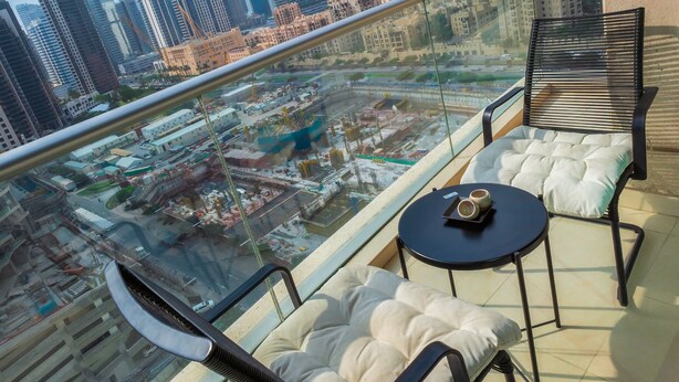 Property grounds - Downtown 1BHK apartment with City view (Dubai)