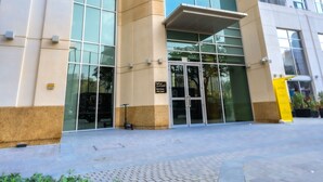 Exterior - Downtown 1BHK apartment with City view (Dubai)
