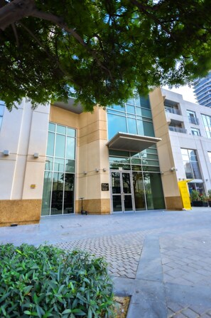 Exterior - Downtown 1BHK apartment with City view (Dubai)