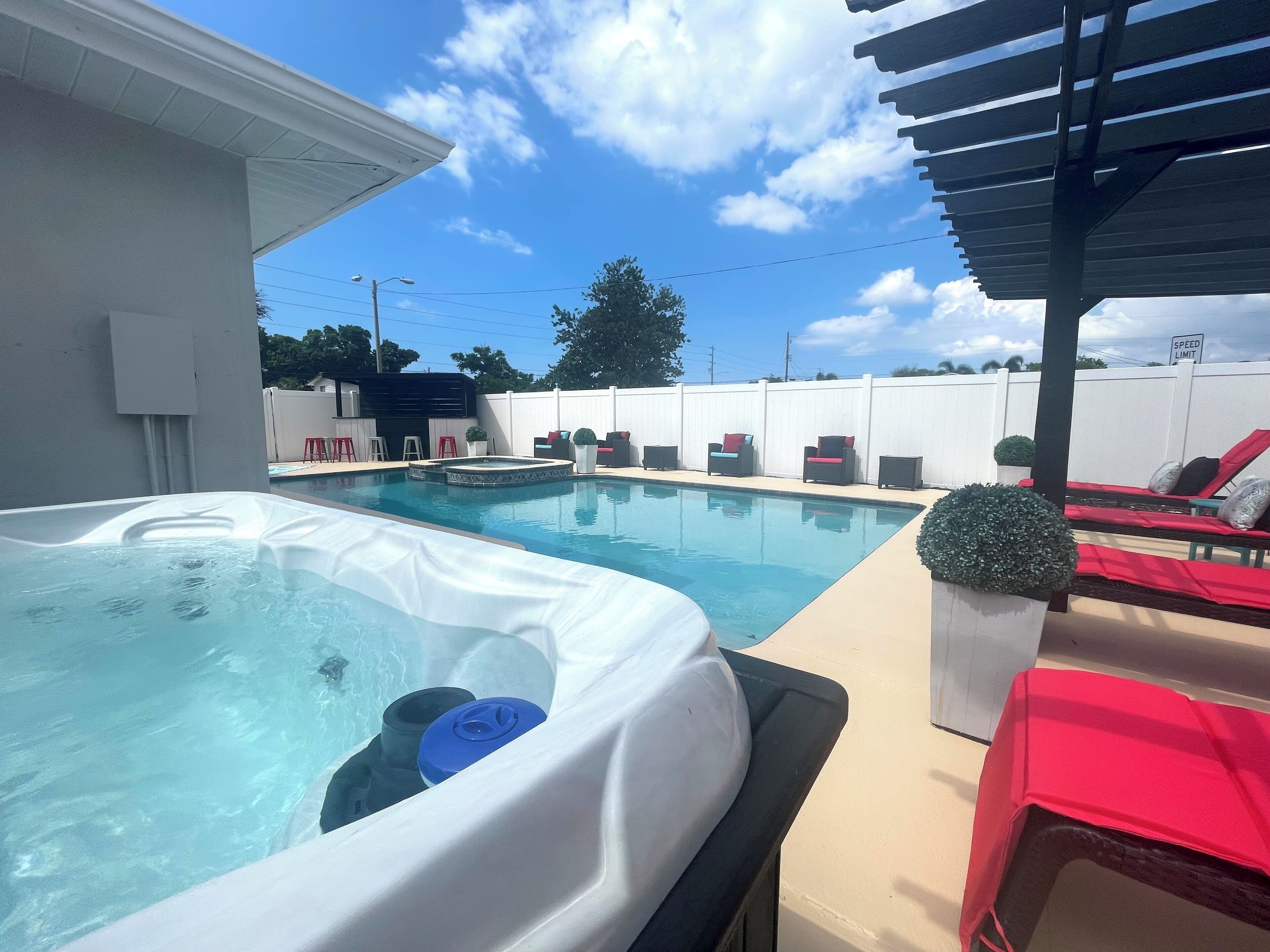 Piscine extérieure, piscine chauffée