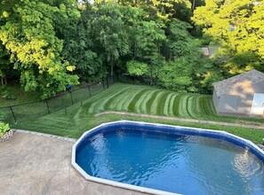 Pool - 2026 World Cup - Spacious 3,400 sqft 5-bedroom house in beautiful Kansas City (Kansas City)