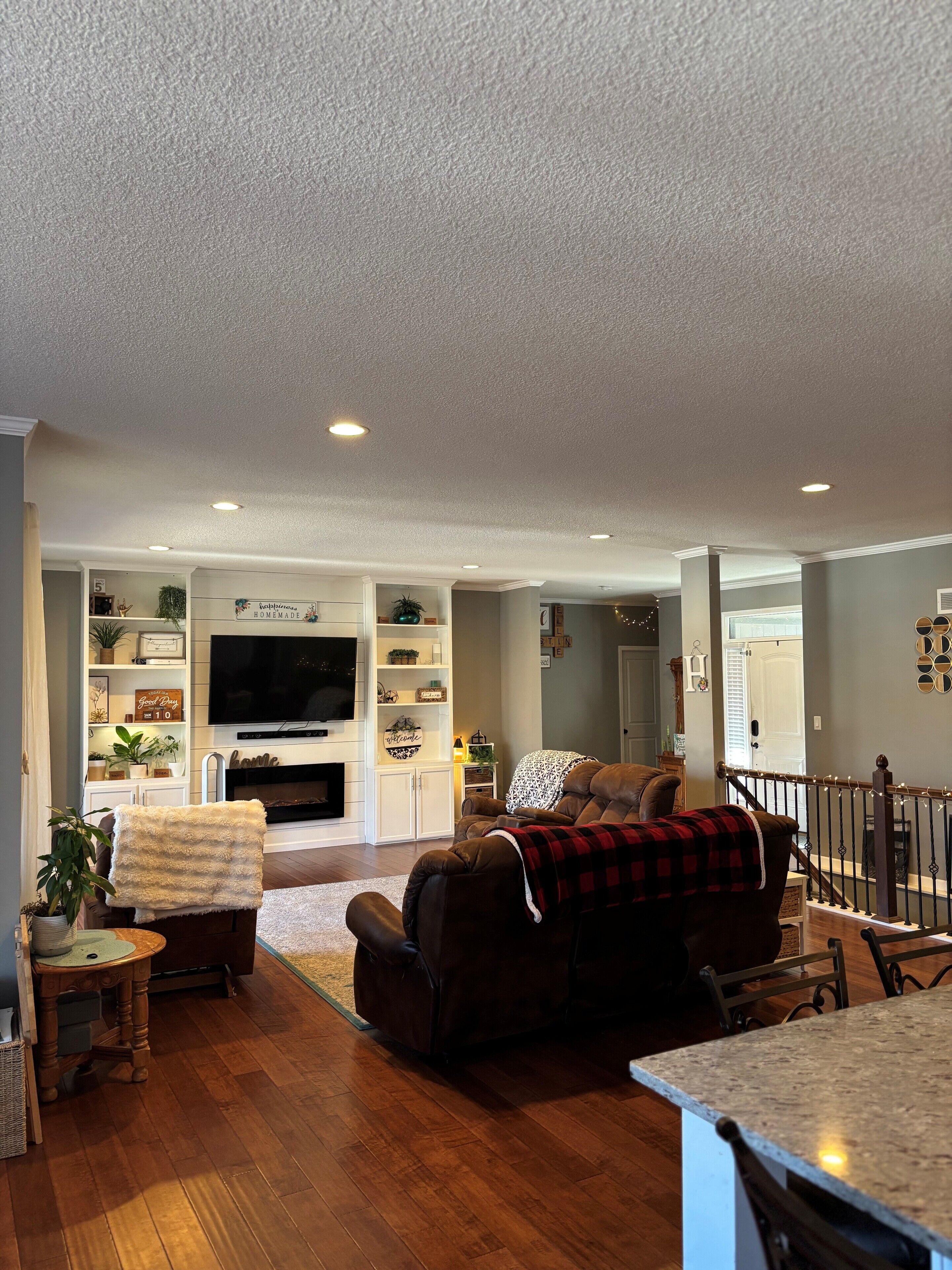 المنشأة من الداخل