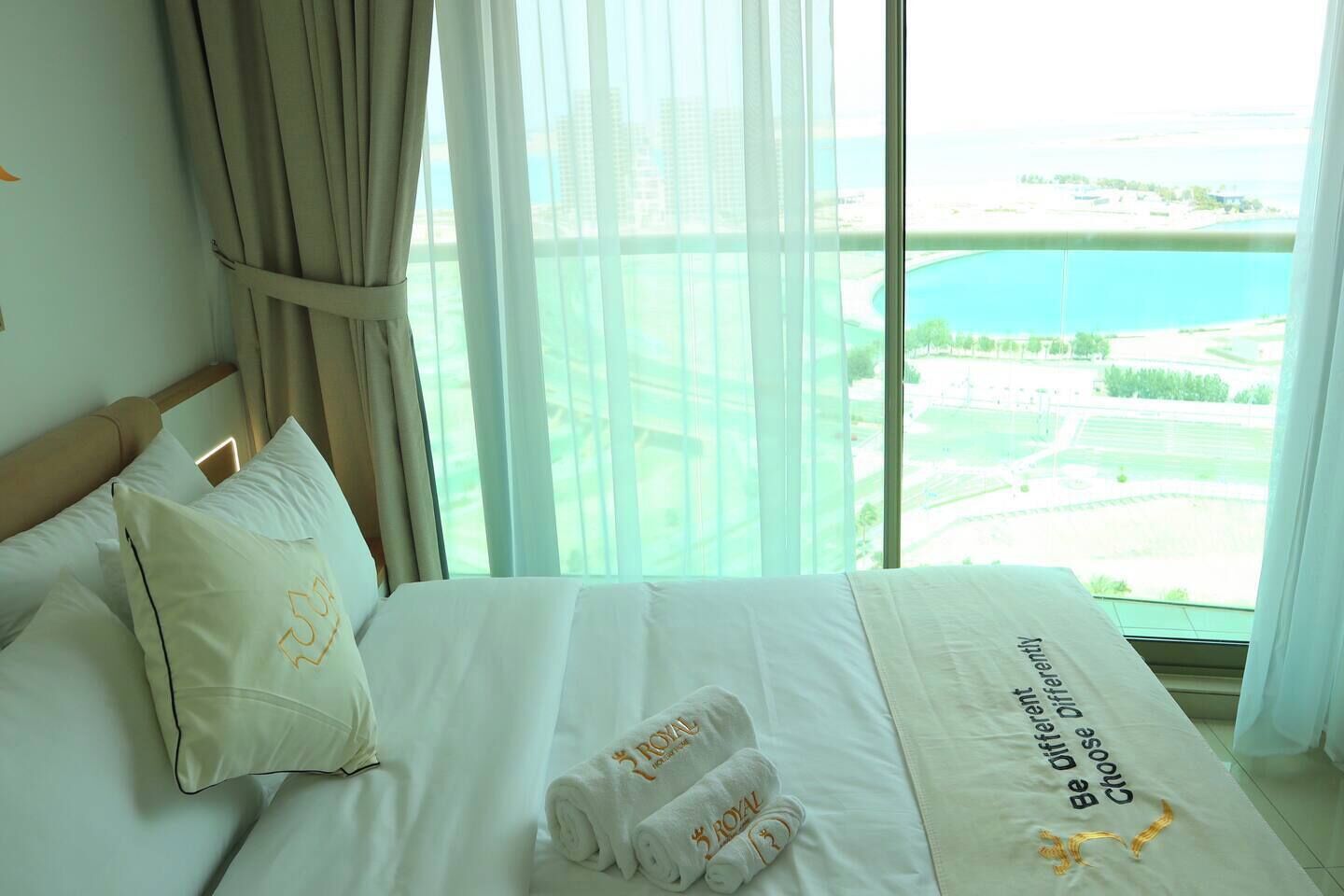 Ferros/tábuas de passar roupa, Wi-Fi, roupa de cama