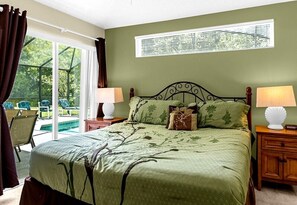 Iron/ironing board, travel cot - 25% Off! Pool Home Near Disney (Kissimmee)