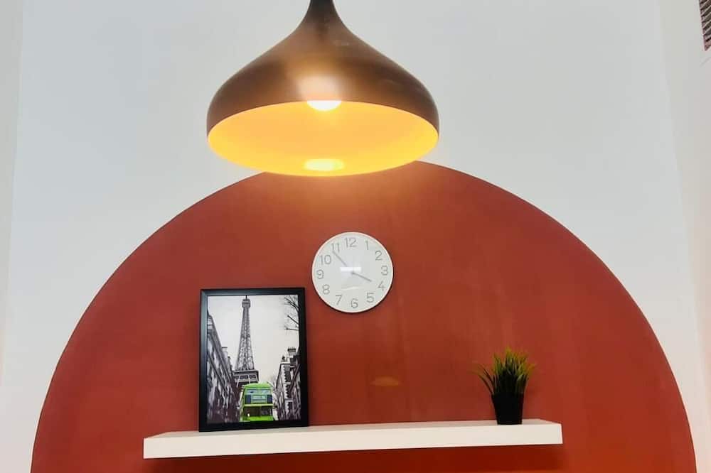 Niche Partition Room in Tecom Near Metro