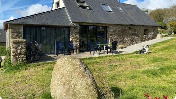 Exterior - Typical Breton farmhouse in the heart of the Argoat region. Go green! (Saint-Gilles-Pligeaux)