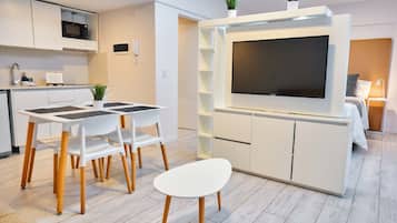 Stúdíóíbúð | Stofa