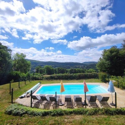 Le Toit du Lac - Swimming Pool, Tennis and Lake View