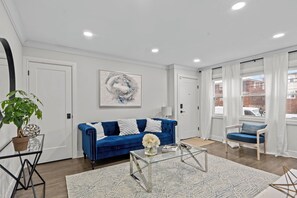 TV - 3BR Home Close to NYC,EWR Airport & Safe Area (Union)