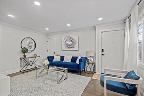TV - 3BR Home Close to NYC,EWR Airport & Safe Area (Union)