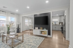 Interior - 3BR Home Close to NYC,EWR Airport & Safe Area (Union)