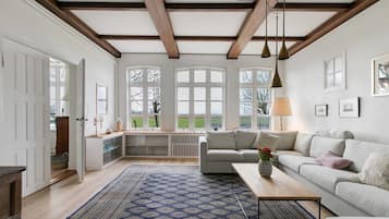 Fernseher, DVD-Player