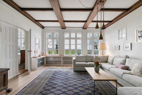 Sophienhof Farmhouse with Private Terrace, Garden, and Wi-Fi