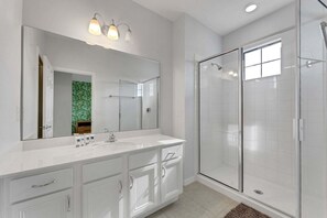 Shower, hair dryer, towels - NEW! 2311VD-Providence 5-Bedroom Home with Pool (Davenport)