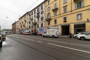 Exterior - GuestHost - Bright and comfortable 49 square meters apartment, perfect for four people, located on the first floor of a tenement building (NO elevator).The property is located in a lively area with excellent connections to both the city center and the Ce (Milan)