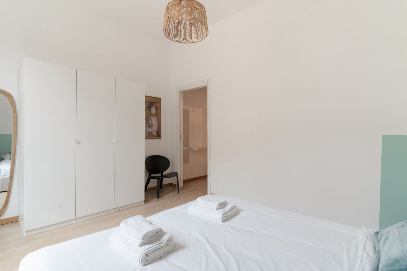 2 bedrooms, iron/ironing board