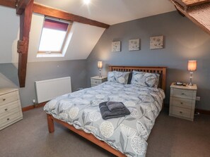 3 habitaciones, decoración personalizada y muebles diferentes 