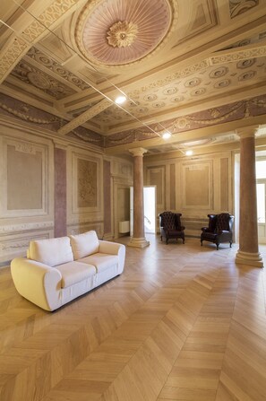 1 bedroom, bed sheets - Appartamento Imperiale (Cortona)