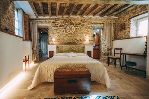 1 bedroom, iron/ironing board, bed sheets - Casa San Valentino (Cortona)