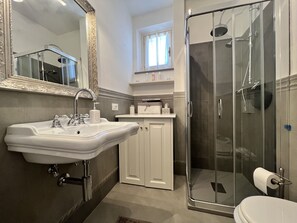 Bathroom - Casa Ada e Sabo (Cortona)