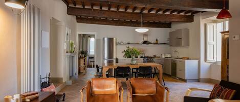 公寓 (1 Bedroom) | 客房内用餐