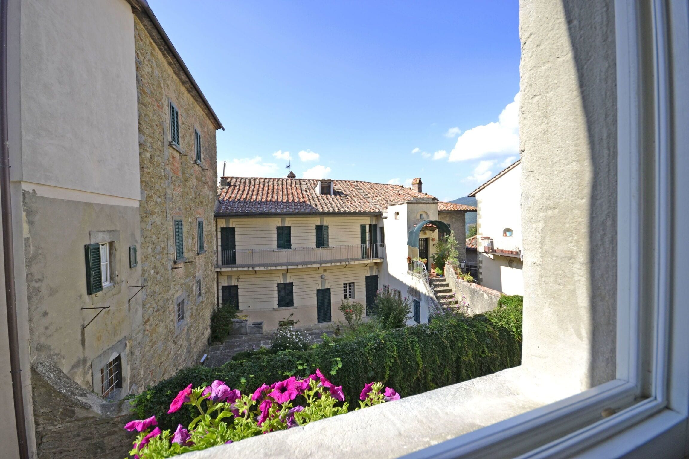 Apartment (2 Bedrooms) | Front of property