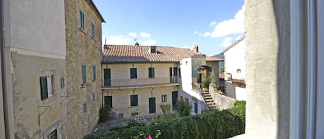 Apartment (2 Bedrooms) | Front of property