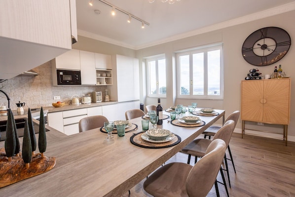Apartment (3 Bedrooms) | In-room dining - Casa Coccinella (Cortona)