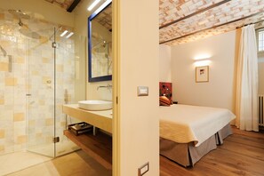 Shower, bidet, towels - Casa Novecento (Cortona)