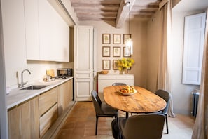 Apartment (2 Bedrooms) | Eigene Küche