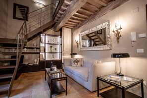 Apartment (2 Bedrooms) | Living room - Stylish Apartment (Cortona)