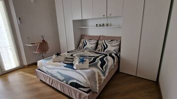 1 chambre, fer et planche Ă repasser, Wi-Fi, draps fournis