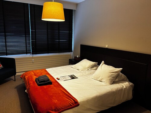 Studio met ensuite badkamer - WiFi en TV