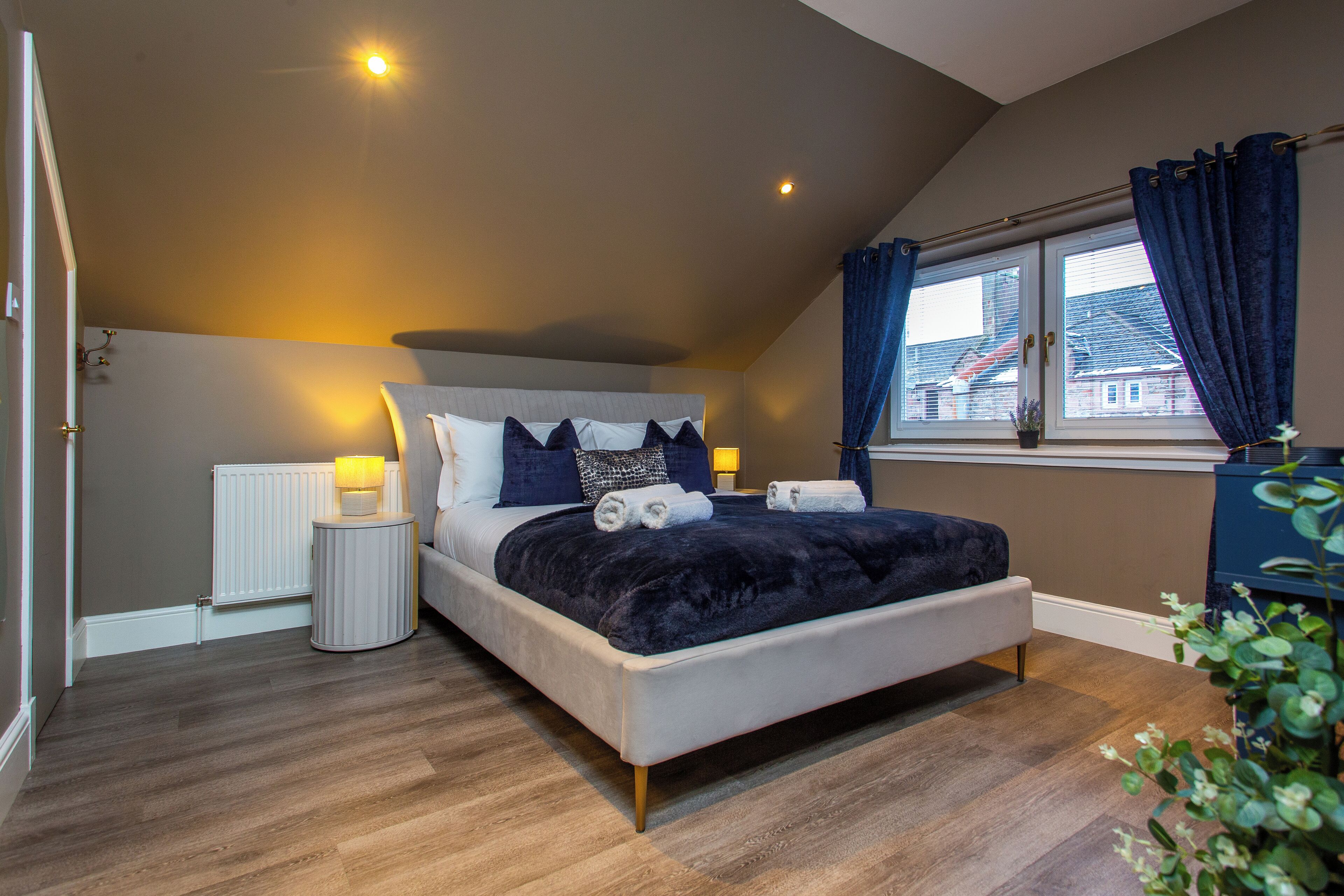2 bedrooms, iron/ironing board, free WiFi, bed sheets