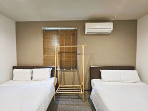 Family Suite | Laptop workspace, free WiFi, bed sheets