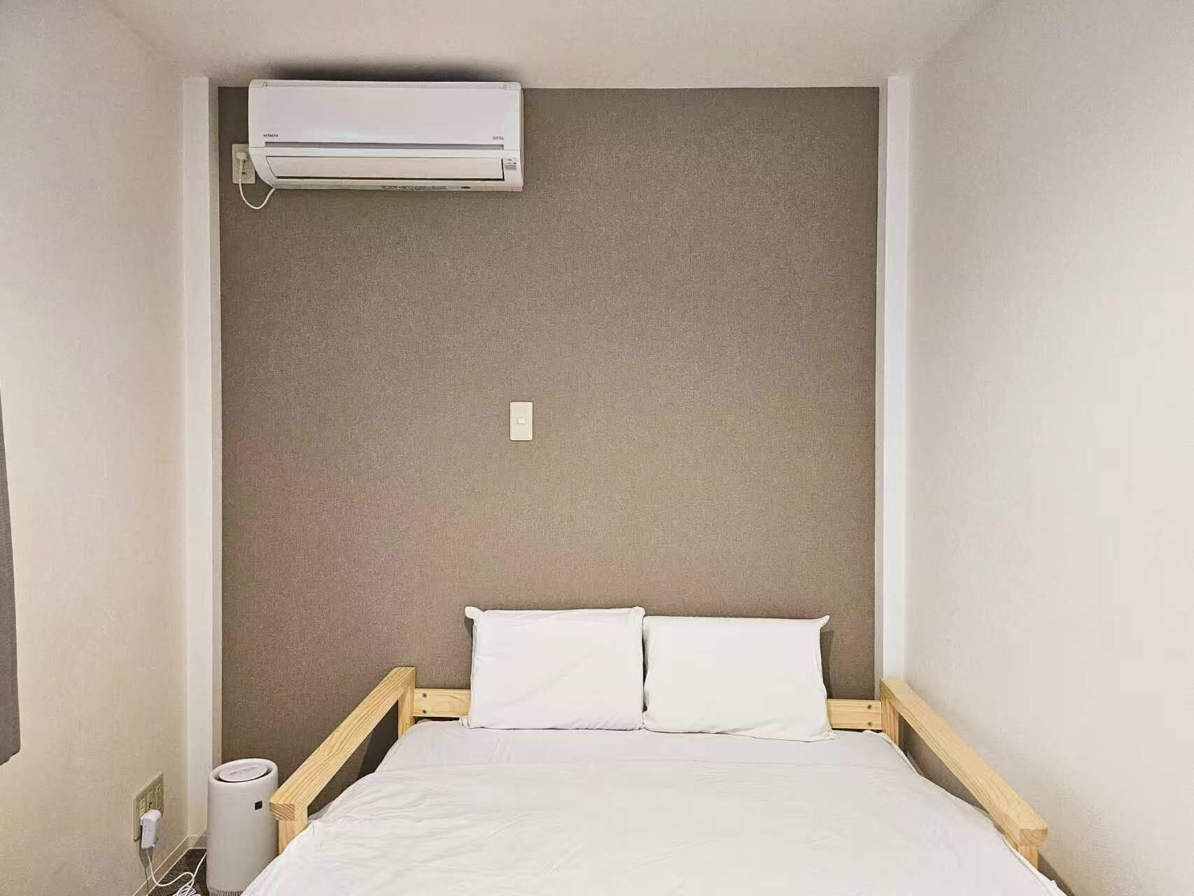 Family Studio Suite | Laptop workspace, free WiFi, bed sheets