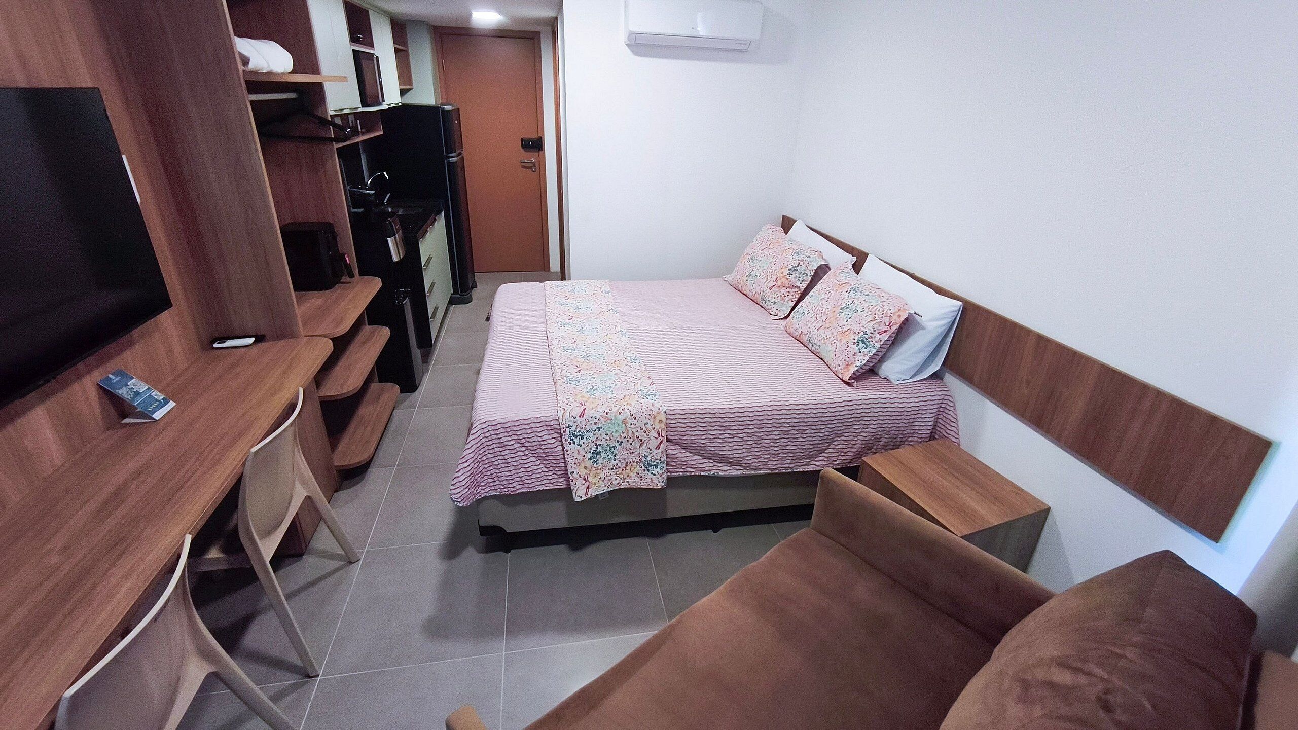 Estúdio | Wi-Fi de cortesia