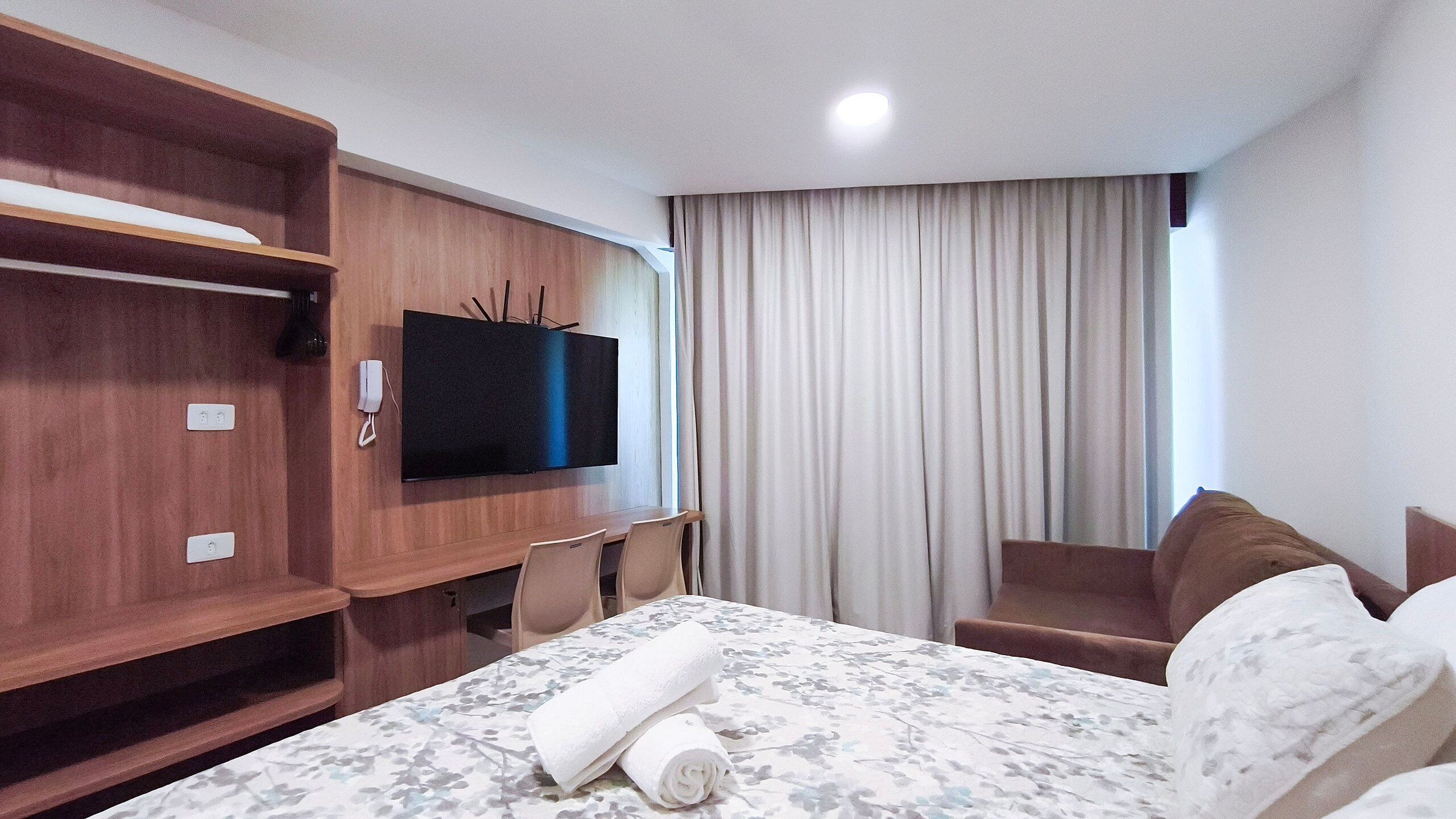 Estúdio | Wi-Fi de cortesia