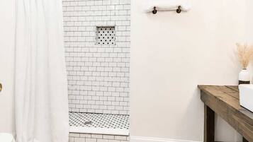 Een douche, een haardroger