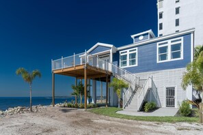 House, Berbilang Katil (Punta Rassa Pointe) | Bahagian luar