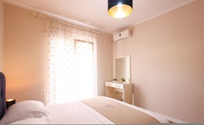 1 bedroom, desk, free WiFi - Grandstay Urban Six in Durrës (Durrës)